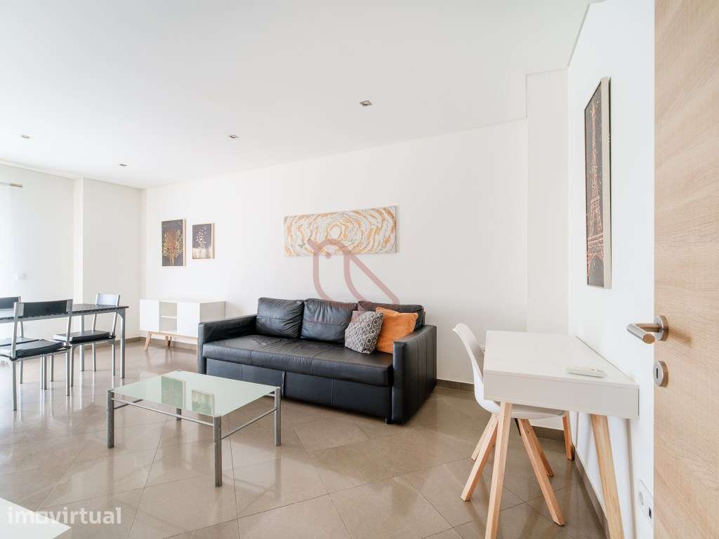 Apartamento T1 / Varanda / Novo / Santuário Fátima / Fátima, Ourém - Grande imagem: 3/35