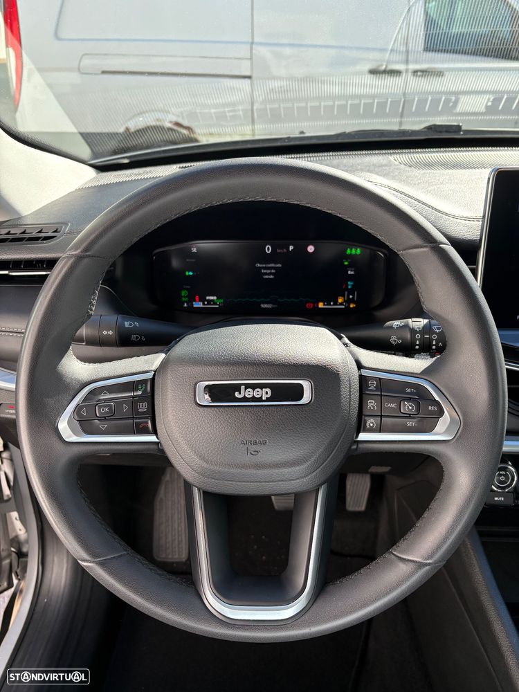 Jeep Compass - 10