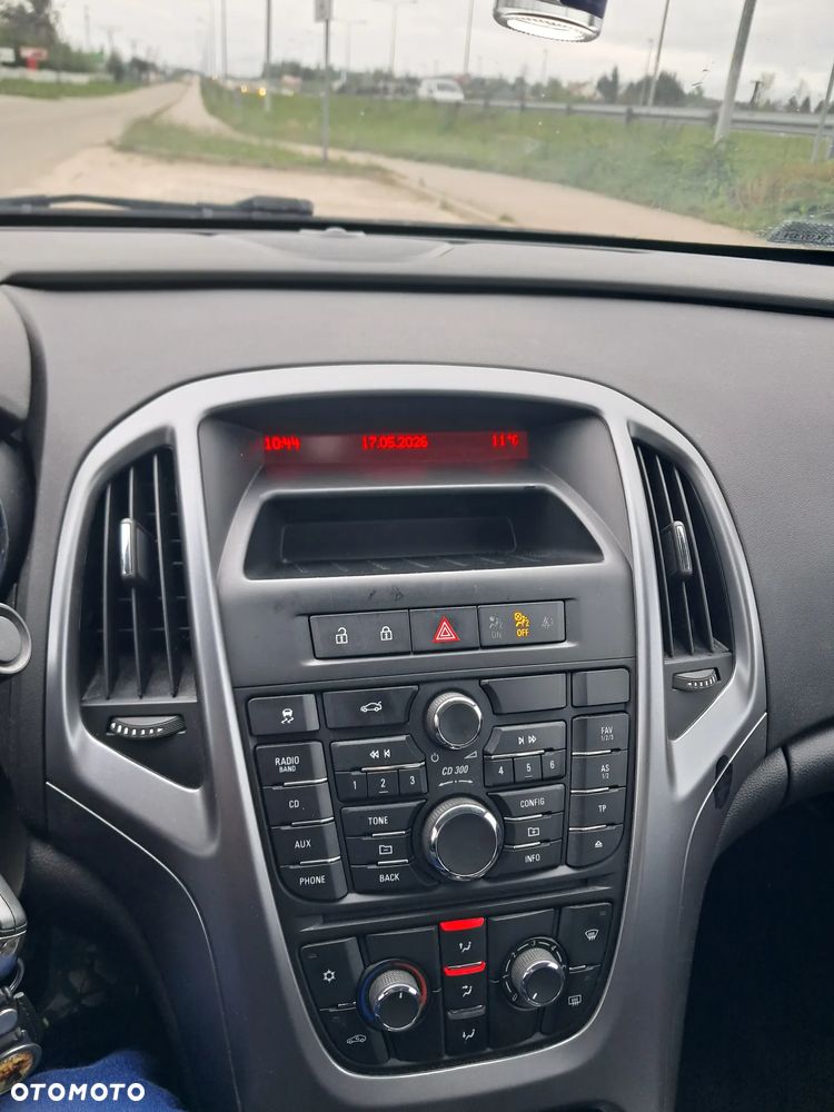 Opel Astra 1.6 EU6 - 4