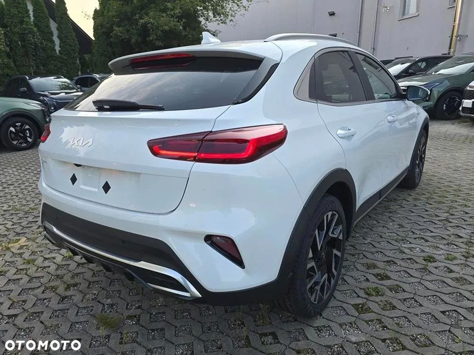 Kia XCeed 1.6 T-GDI M DCT - 4