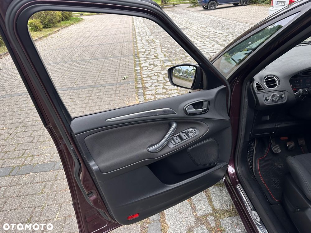 Ford S-Max 2.0 TDCi Ambiente - 14