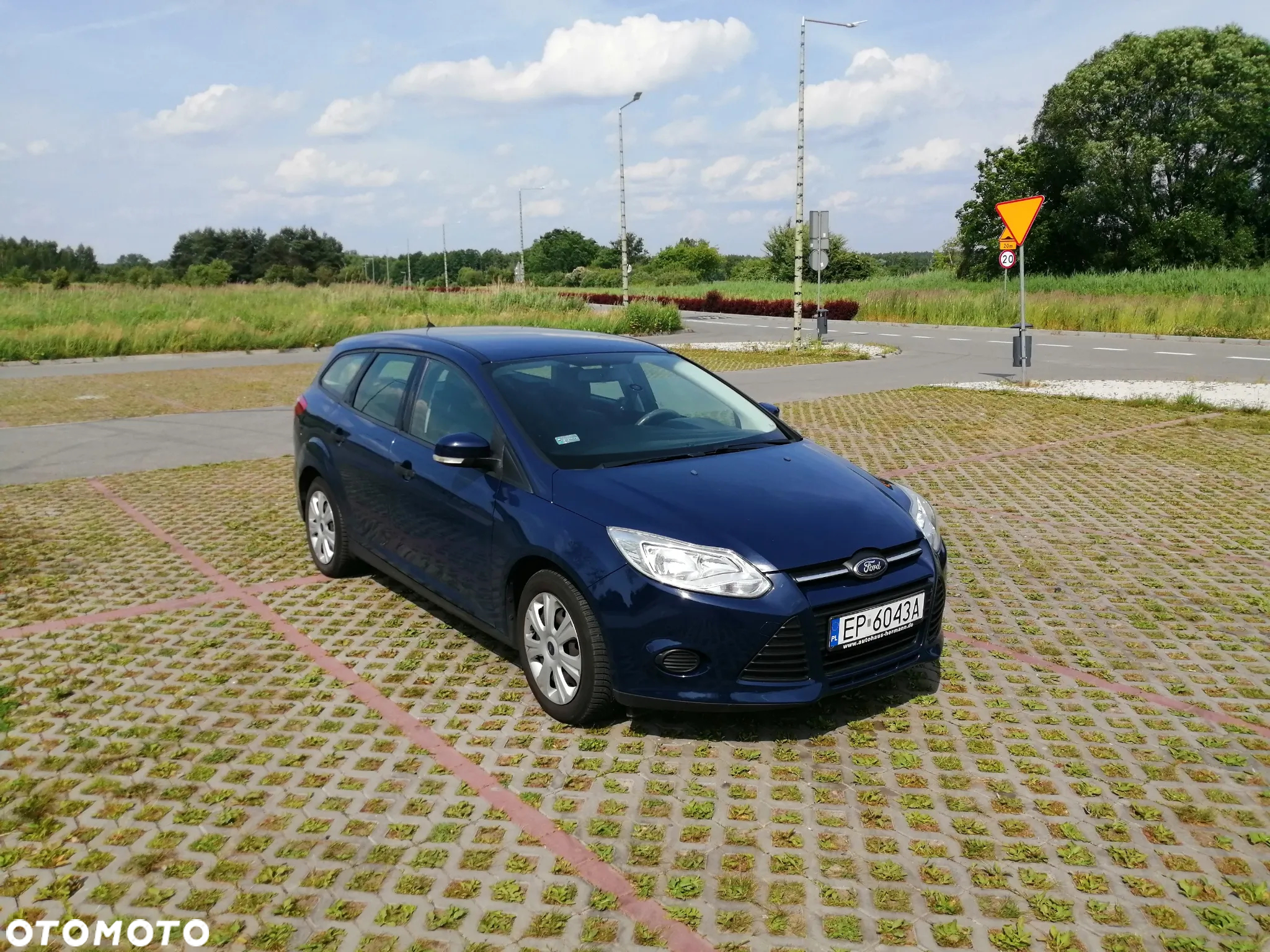 Ford Focus 1.0 EcoBoost Start-Stopp-System Ambiente - 22