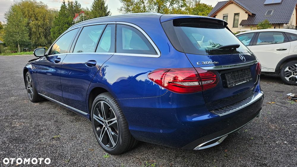 Mercedes-Benz Klasa C 300 de 9G-TRONIC - 3