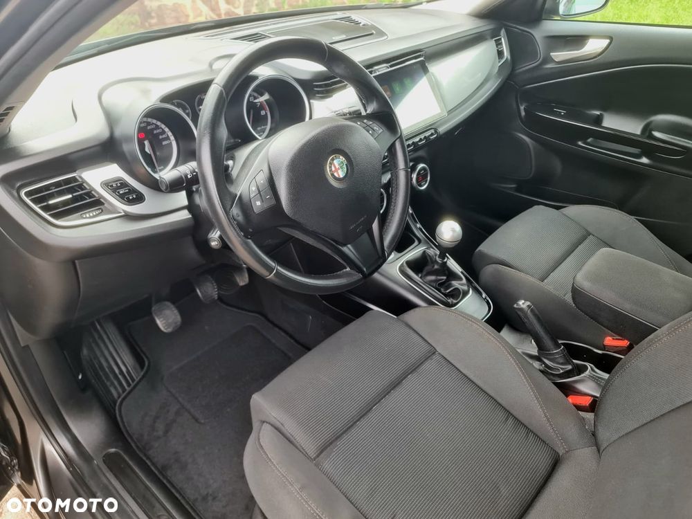Alfa Romeo Giulietta 1.4 TB 16V Multiair Collezione - 7