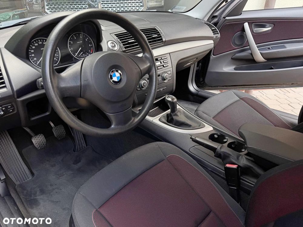 BMW Seria 1 118i - 14