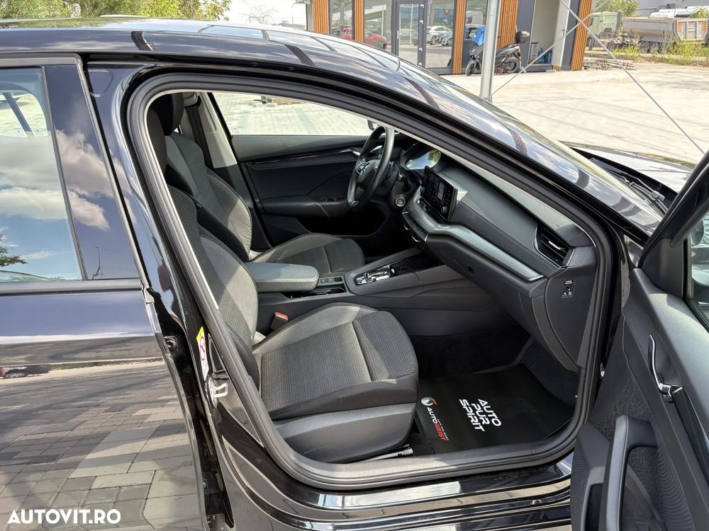 Skoda Octavia 2.0 TDI DSG Ambition - 25