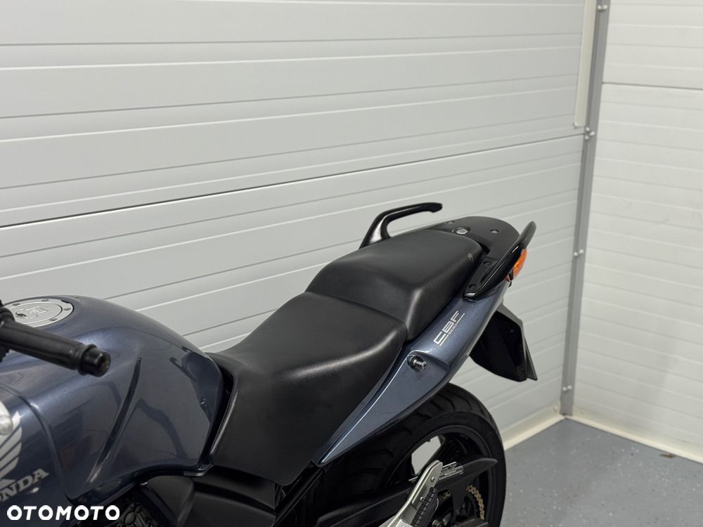 Honda CBF - 16