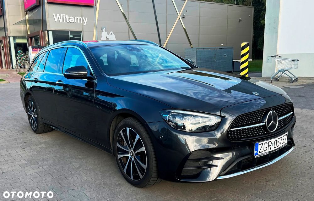 Mercedes-Benz Klasa E 300 de 4Matic 9G-TRONIC AMG Line - 2