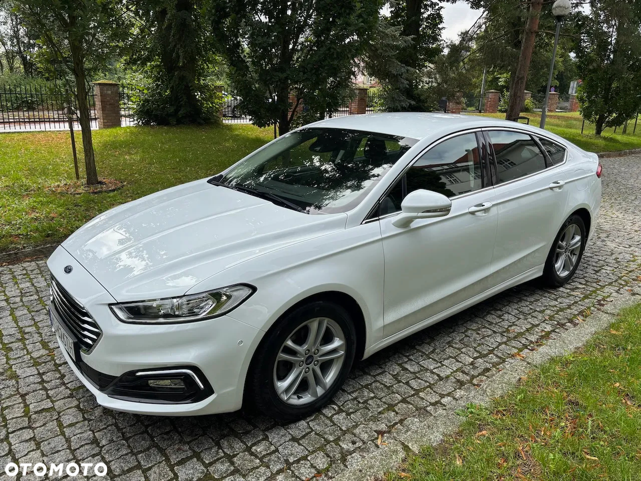 Ford Mondeo 2.0 EcoBlue Titanium - 3