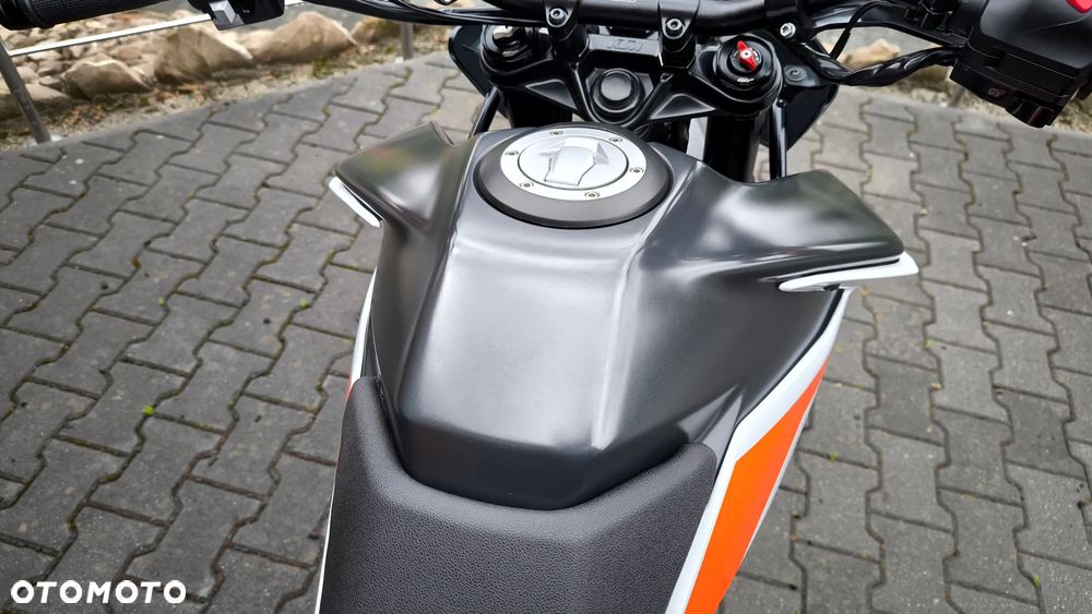 KTM Adventure - 24