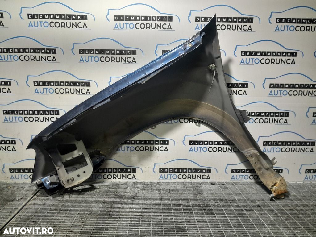 Aripa Dreapta Fata Dacia Duster 2010 - 2015 4 Usi ALBASTRU (1097) RUGINITA - 2
