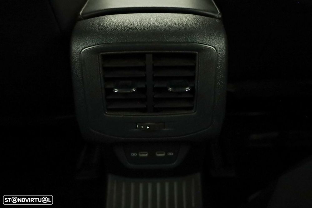 VW T-Roc Cabrio 1.5 TSI R-Line DSG - 26