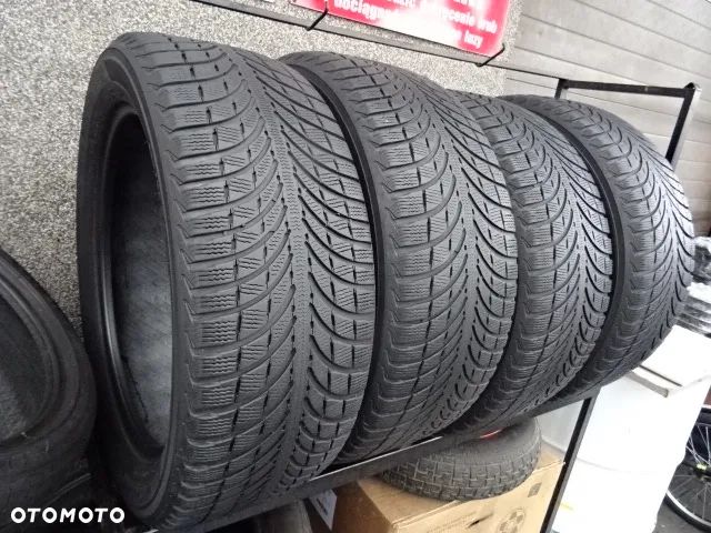 235/50/R19 103V Michelin Latitude Alpin LA2 - 2