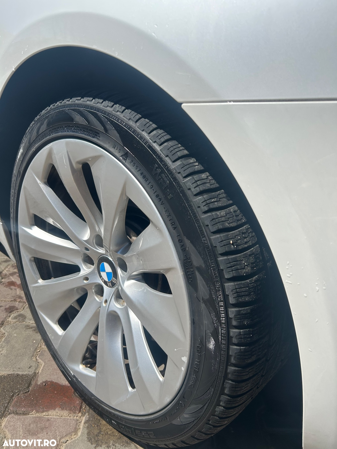 BMW Seria 7 750i - 11