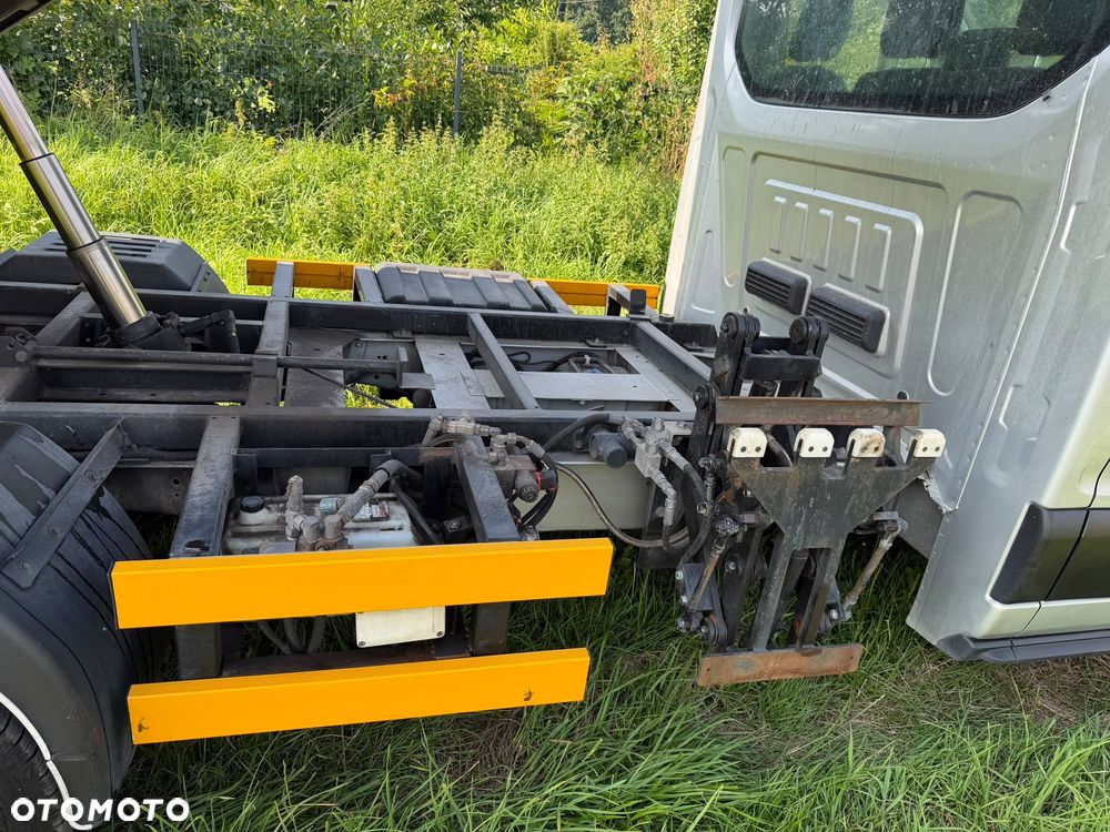 Ford Transit - 14