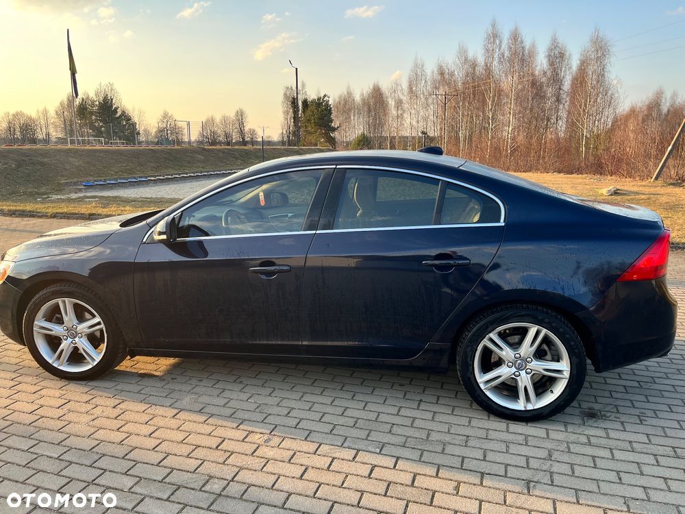 Volvo S60 - 3