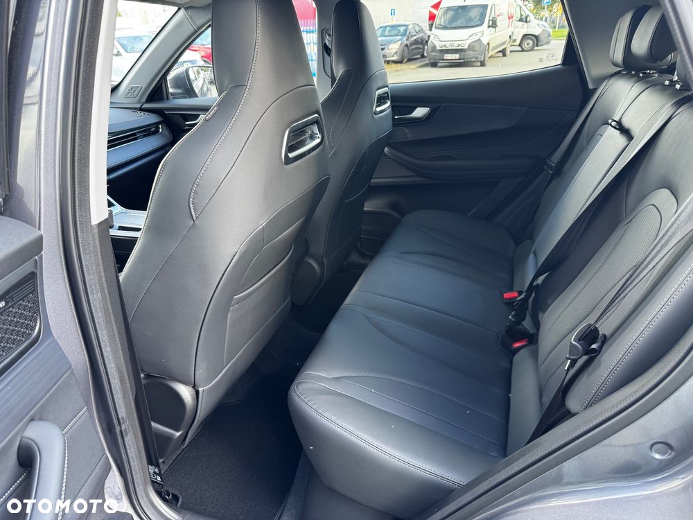 Chery Tiggo 4 1.5 GDI HEV Premium DHT - 13