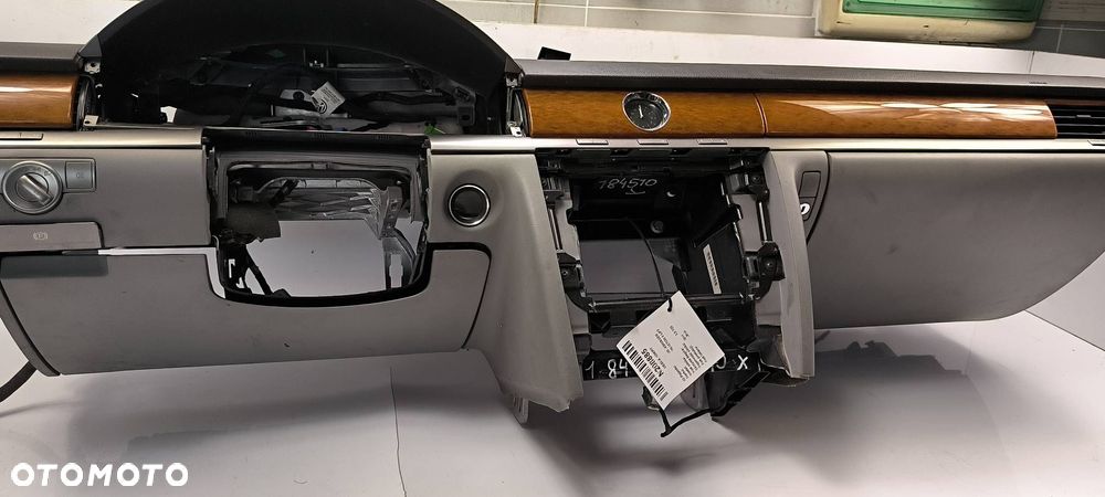 DESKA KOKPIT VOLKSWAGEN PHAETON II LIFT NIE LONG - 3