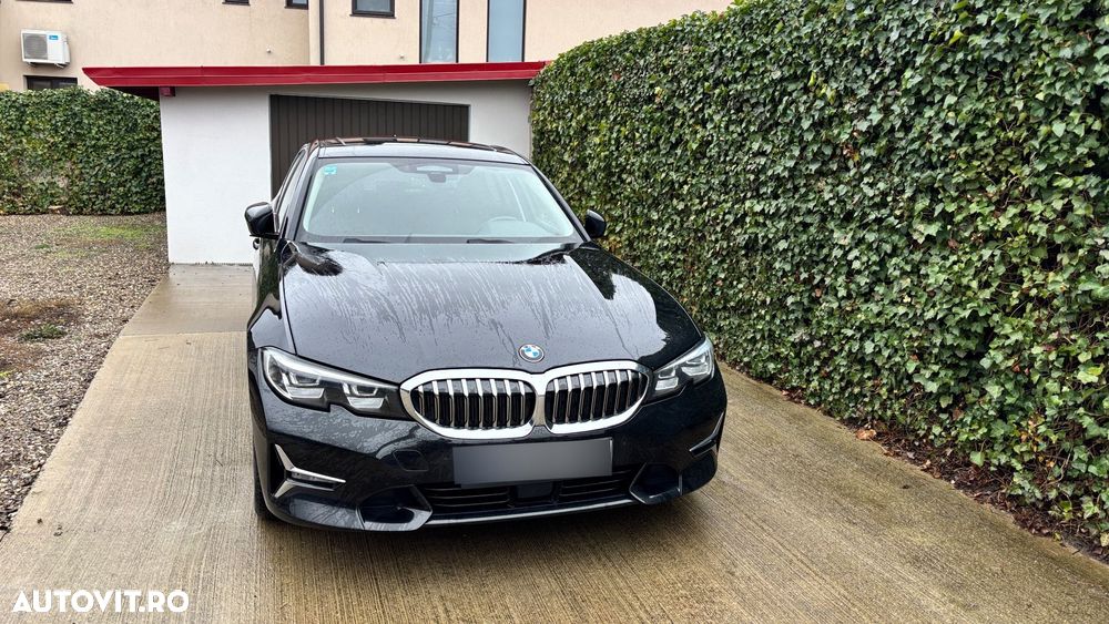 BMW Seria 3 320d xDrive AT MHEV - 2