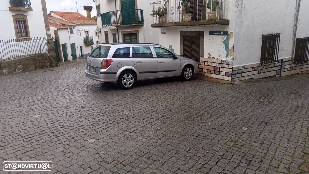 Opel Astra 1.3 CDTI Cosmo - 2