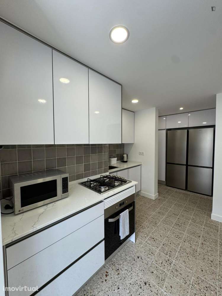 Quarto - localizado em Arroios Lisbon - Grande imagem: 2/11