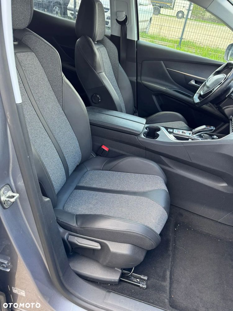 Peugeot 3008 - 21