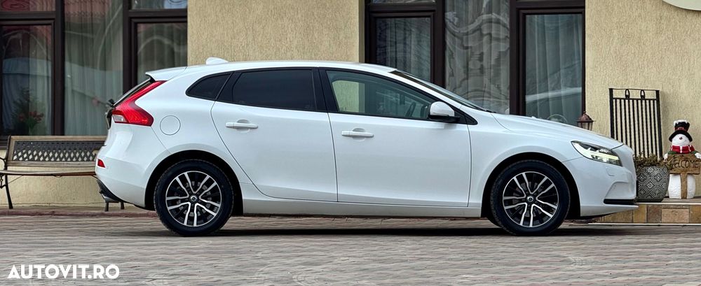 Volvo V40 D2 Linje You! - 25