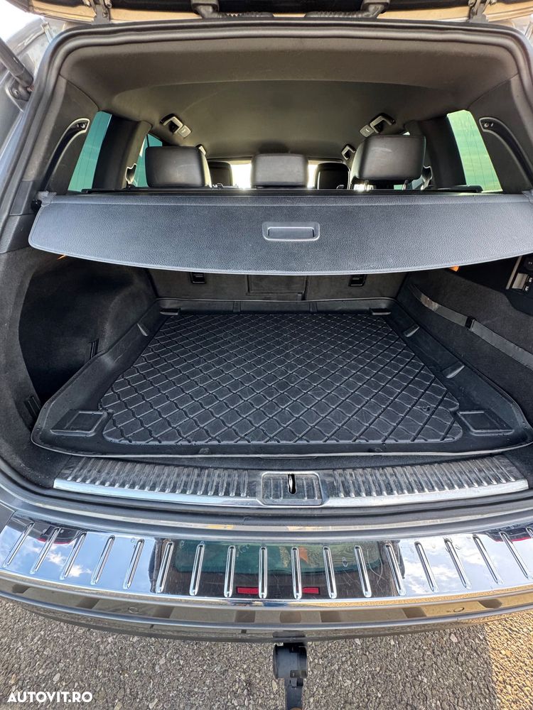 Volkswagen Touareg - 7