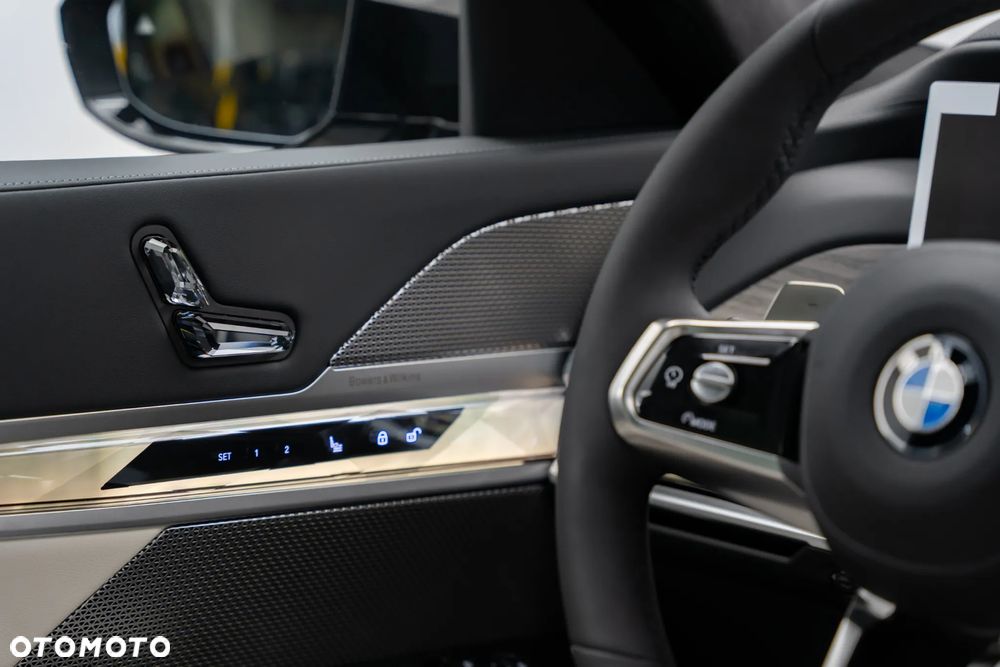 BMW Seria 7 740d xDrive mHEV M Sport sport - 26