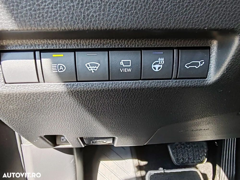 Toyota RAV4 2.5 VVT-iE 4x4 Luxury Premium - 17
