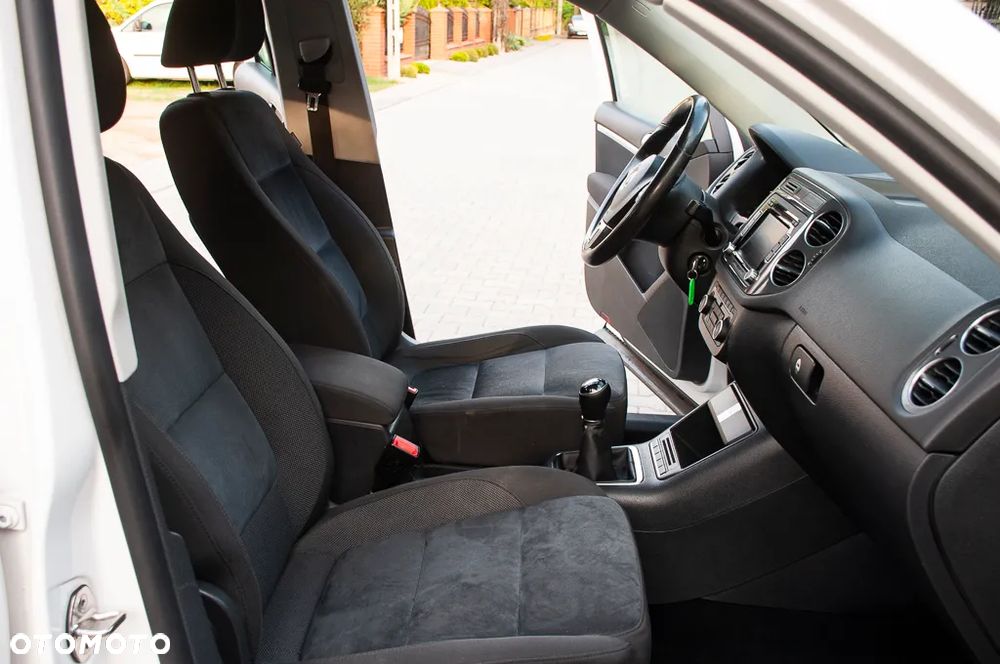 Volkswagen Tiguan 1.4 TSI 4Motion Trend & Fun - 19