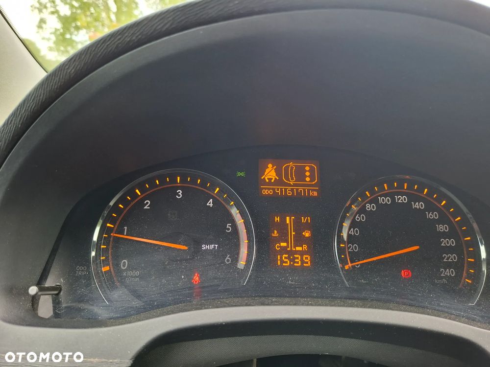 Toyota Avensis 2.0 D-4D Sol - 6