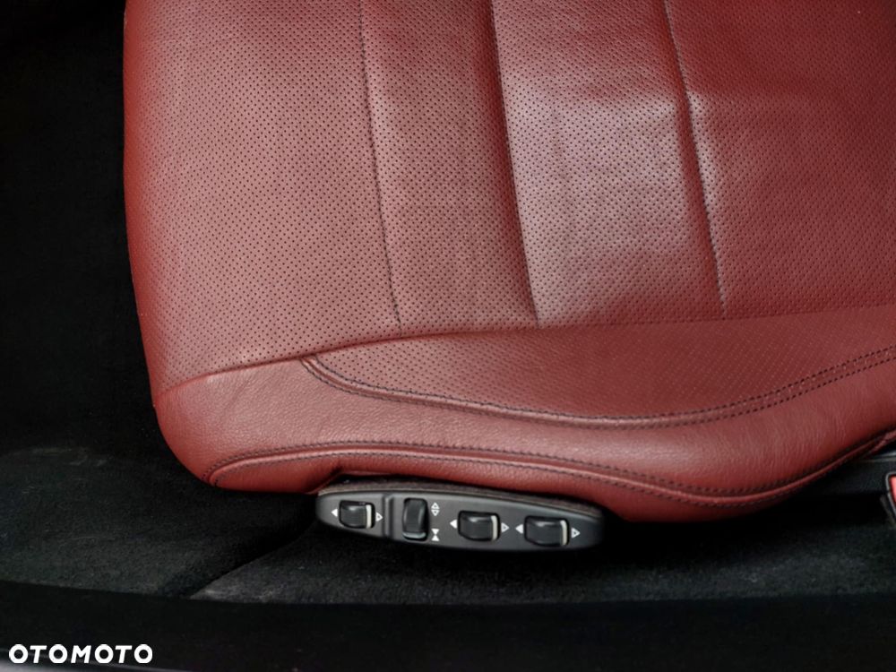 Mercedes-Benz Klasa E 350 Avantgarde Sport Edition AMG - 11