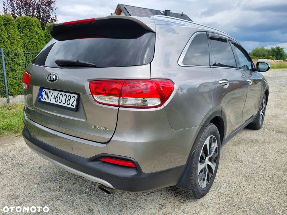 Kia Sorento - 4