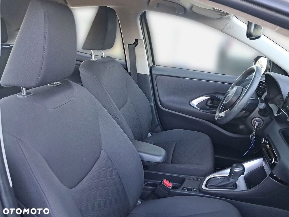Toyota Yaris - 34