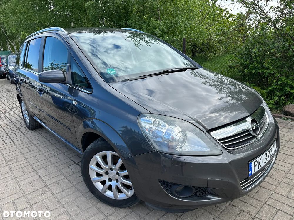 Opel Zafira - 3