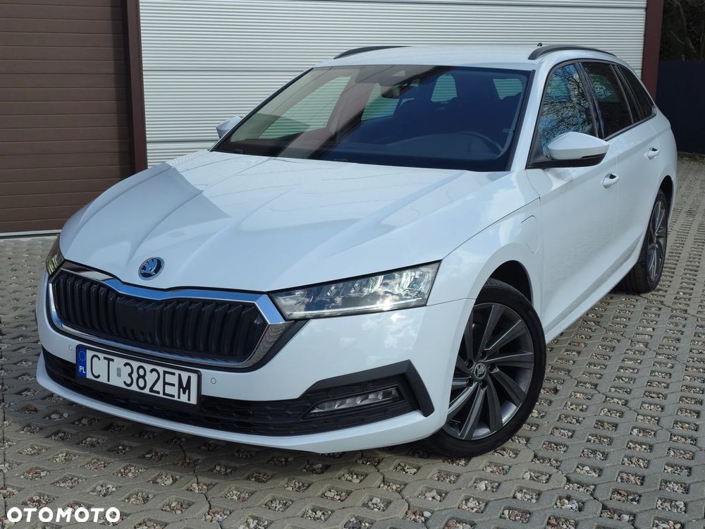 Skoda Octavia 1.4 TSI Plug-In Hybrid Ambition DSG - 1