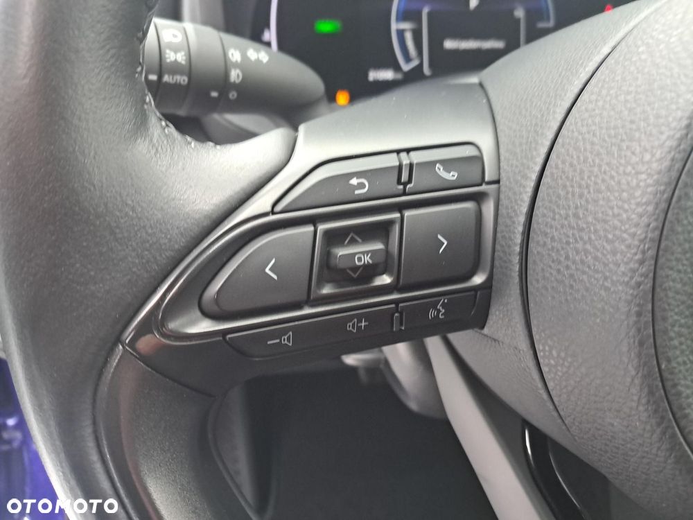 Toyota Yaris Hybrid 1.5 Style - 11