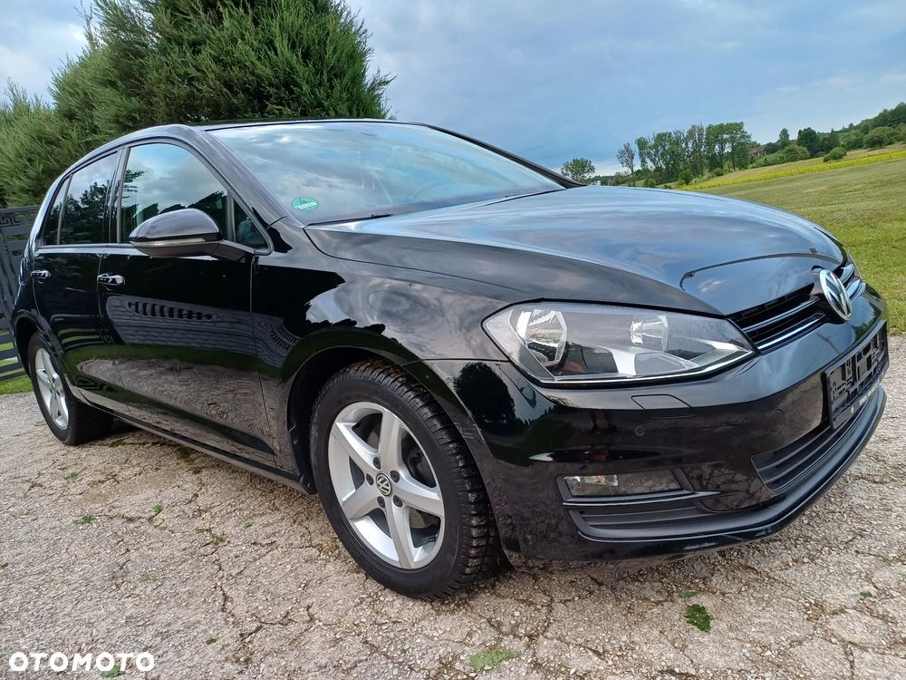 Volkswagen Golf - 2