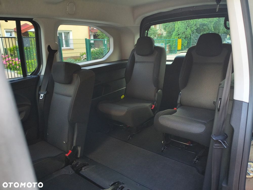 Toyota Proace City Verso 1.2 D-4T Family - 12