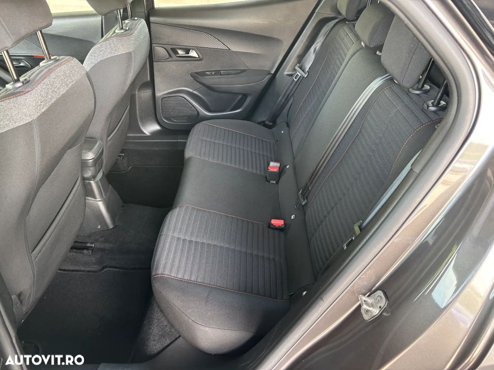 Peugeot 2008 BlueHDi 110 Active Pack - 29