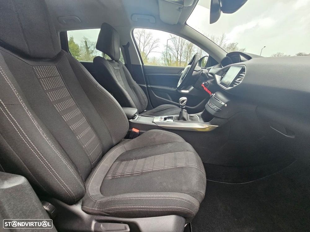 Peugeot 308 SW 1.6 BlueHDi Active J17 - 22