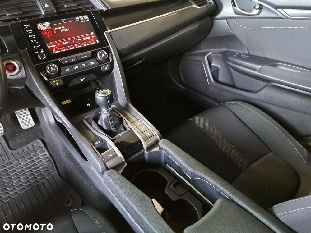 Honda Civic 1.5 T Sport Plus - 28