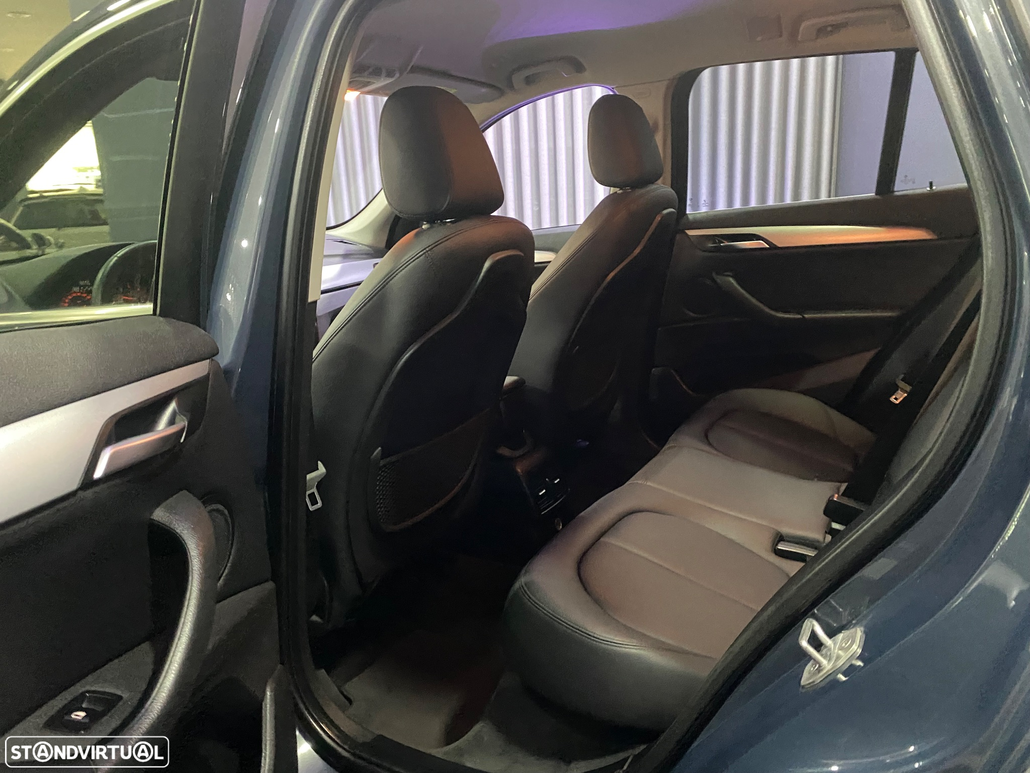 BMW X1 16 d sDrive Advantage - 19