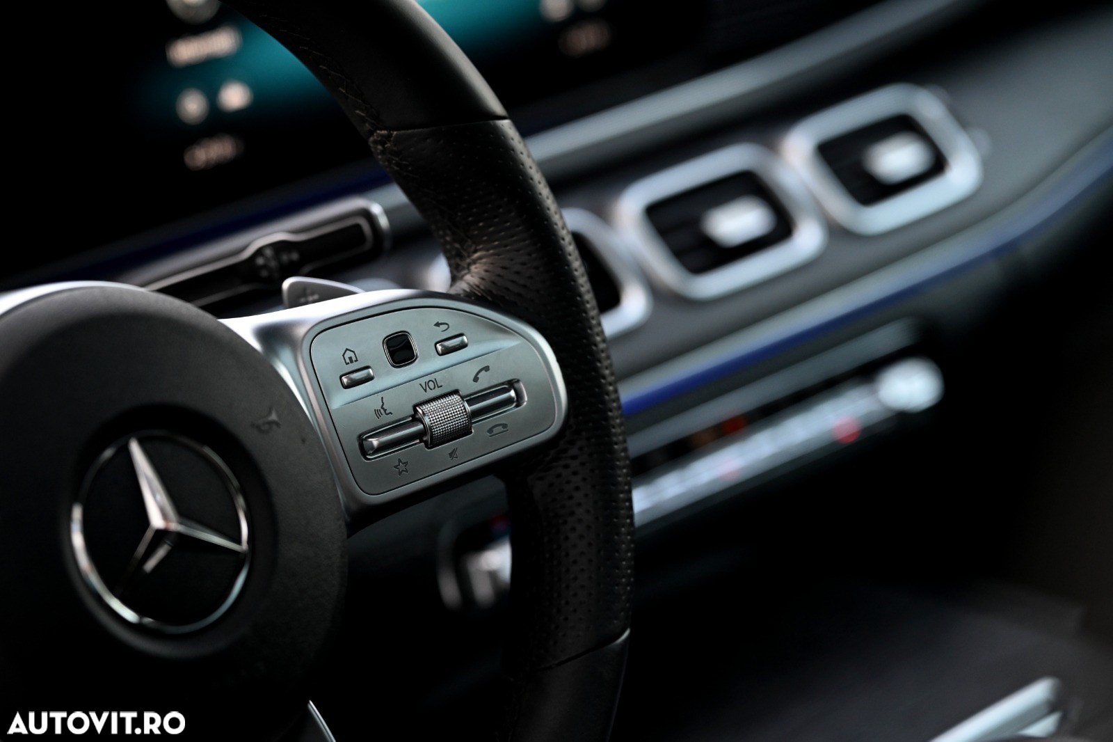 Mercedes-Benz GLE 450 4Matic 9G-TRONIC AMG Line - 16