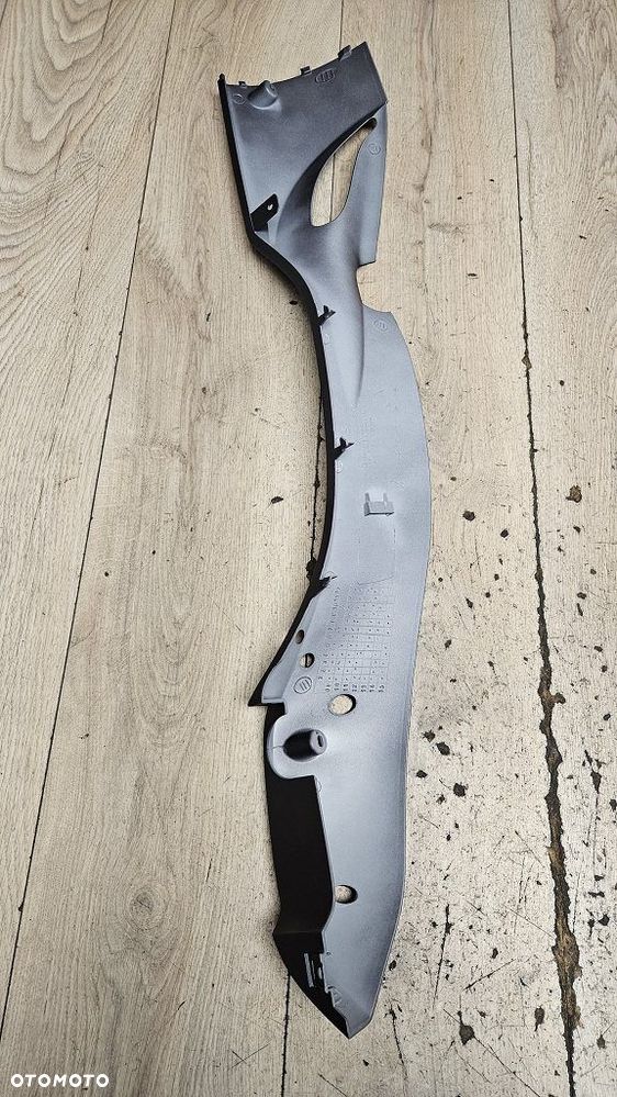 Oryginalna listwa boczna lewa SYM GTS 125 / 300   8362G-HWA-0003-IL - 10