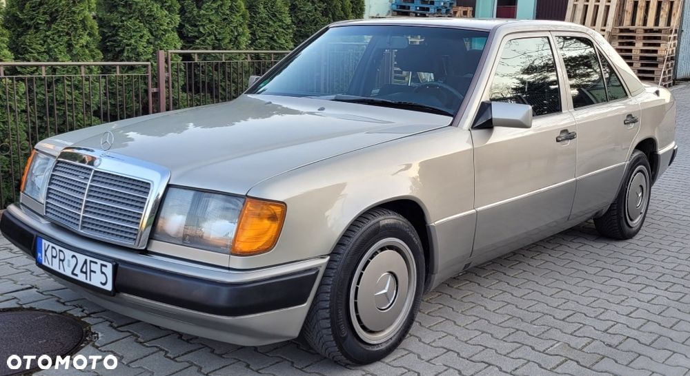Mercedes-Benz W124 (1984-1993) - 2