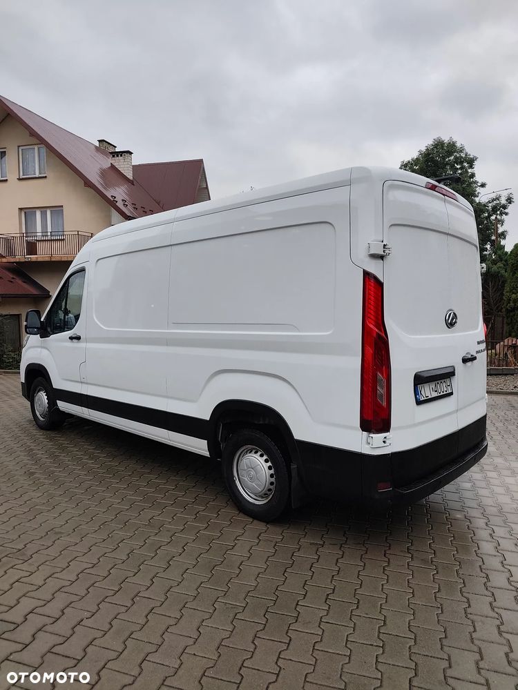 Maxus Deliver 9 - 5