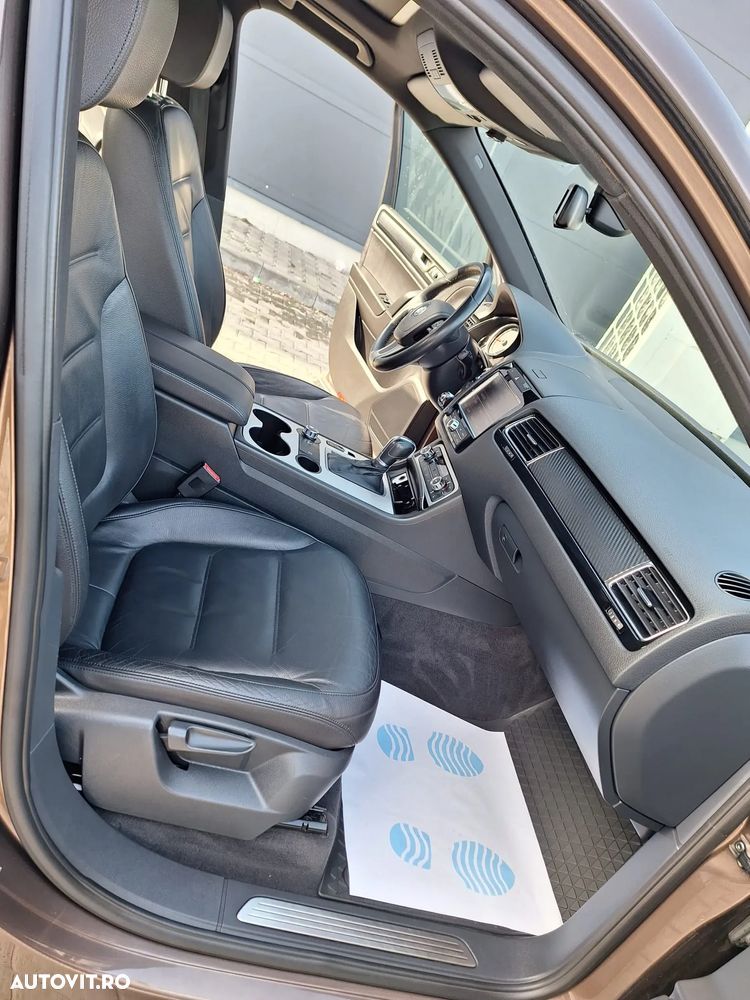 Volkswagen Touareg - 7