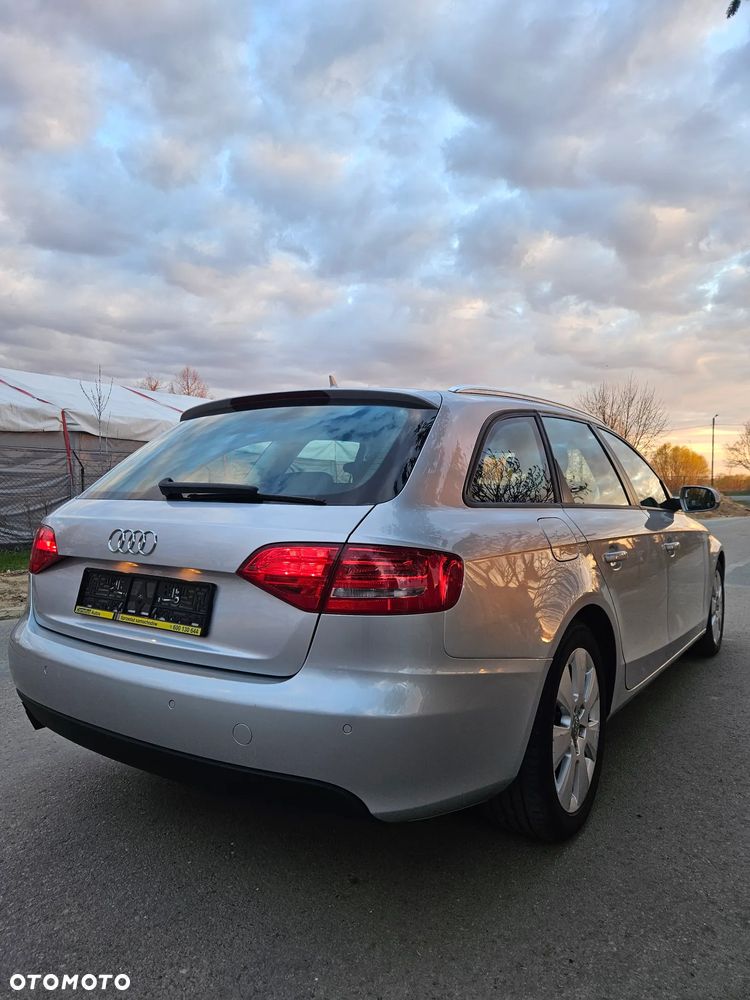 Audi A4 Avant 2.0 TDI DPF Ambition - 10